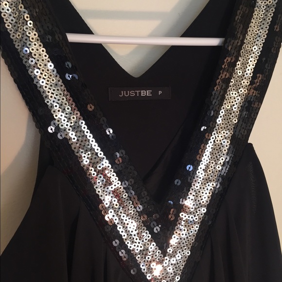 Black Dress with sequins details SZ SMALL - Picture 5 of 5